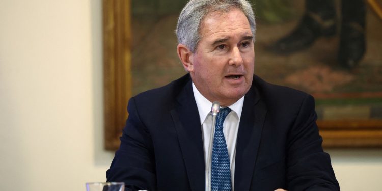 ahora le reclamó al embajador argentino en Suiza por tener su página web desactualizada y «totalmente politizada»