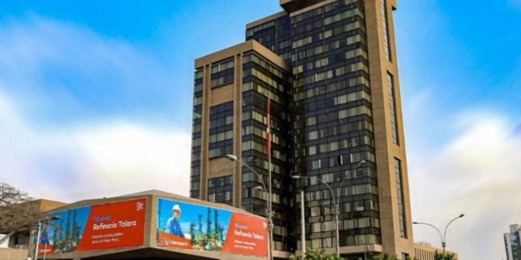 Establecen medidas extraordinarias para la reorganización patrimonial de Petroperú