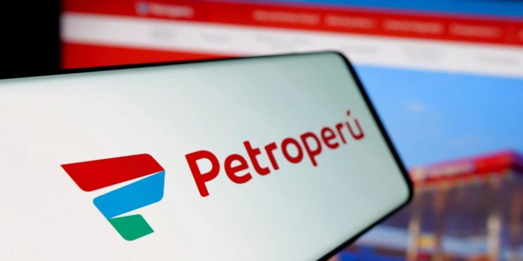 El Gobierno de Perú aprueba por decreto la privatización de Petroperú