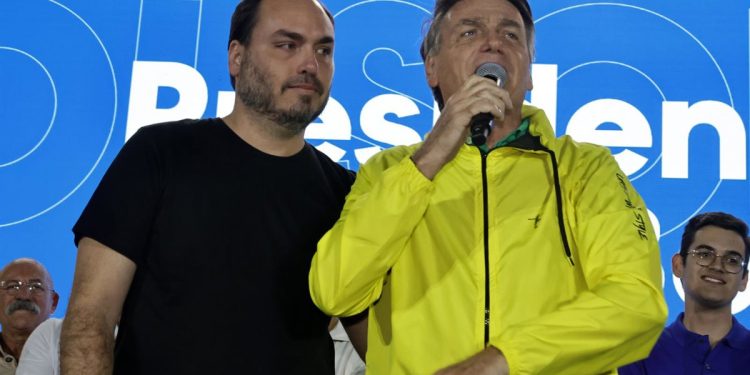 El clan Bolsonaro denuncia que se le están violando sus derechos básicos tras negarle el arresto domiciliario