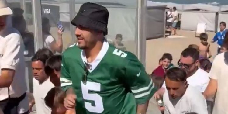 Video: la locura por Leandro Paredes en la costa argentina :: Olé