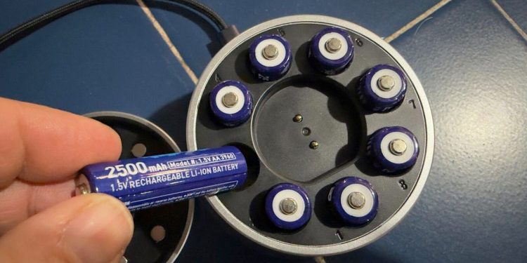 Este cargador finalmente me permitirá deshacerme de las baterías alcalinas para siempre en 2026