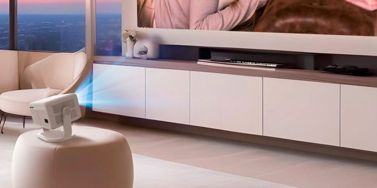 El regalo perfecto es este proyector 1080p nativo que puedes encontrar en las Ofertas de Año Nuevo de AliExpress.