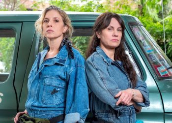 Cómo es «El tiempo de las moscas», la serie policial argentina de Netflix con Nancy Dupláa y Carla Peterson