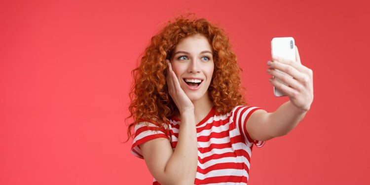 Qué significa borrar la foto de perfil de whatsapp y qué denota cada imagen que elegís, según la psicología