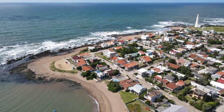 Playa o campo: los destinos elegidos por el gobierno y la oposición para veranear este 2026